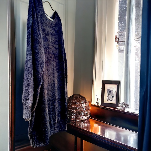 NEW Oversized Black Soft Sweater Size XL - Perfect for Chic Comfort - Picture 4 of 10